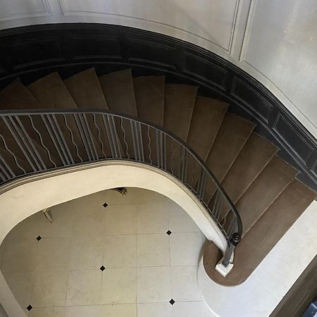 Bed and Breakfast La Grande Carree Сен-Сир-сюр-Луар Экстерьер фото