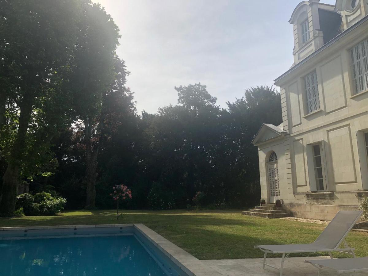 Bed and Breakfast La Grande Carree Сен-Сир-сюр-Луар Экстерьер фото