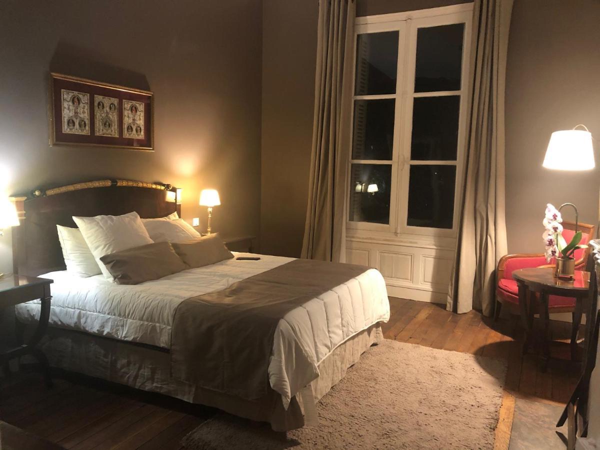 Bed and Breakfast La Grande Carree Сен-Сир-сюр-Луар Номер фото